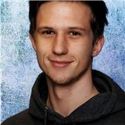 Englisch-Tutor, der Kinder aller Altersgruppen unterrichtet